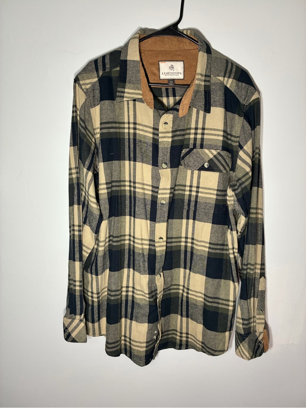 Legendary Whitetails Men's large Beige & Black Plaid Flannel Shirt